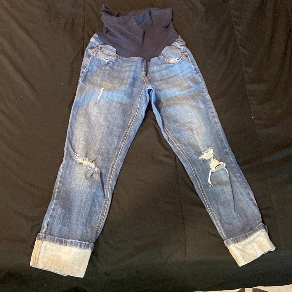 Maternity barely worn
